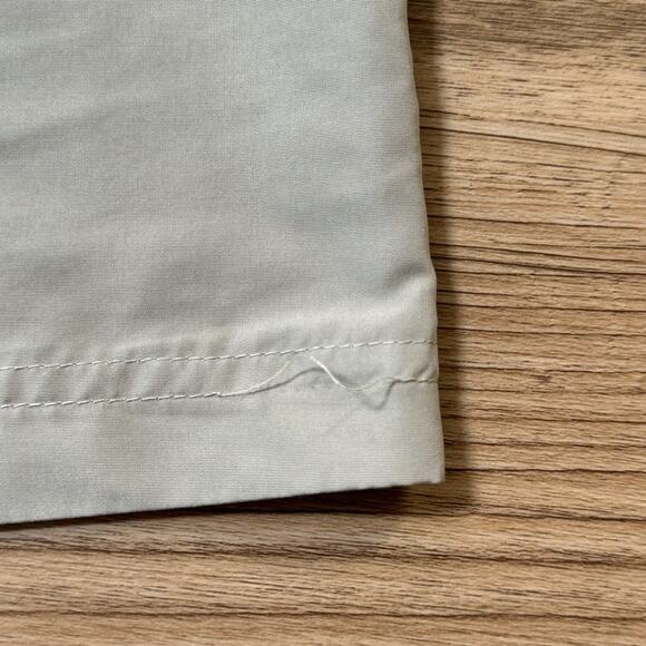 COLUMBIA SPORTSWEAR OMNI-SHADE BEIGE TAN NYLON HIKING CARGO CAPRIS CAPRI SZ 6 - Picture 13 of 16